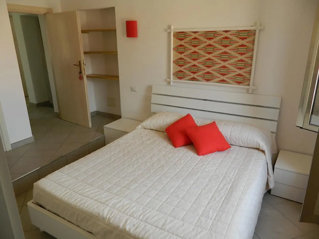 Chez Coco' Hotel La Maddalena  La Maddalena (Sassari)